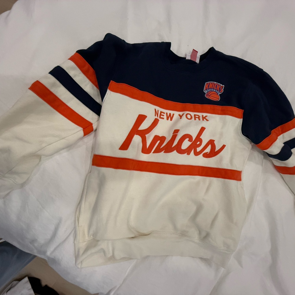 Mitchell & Ness New York Knicks White Navy & Orange Sweatshirt
